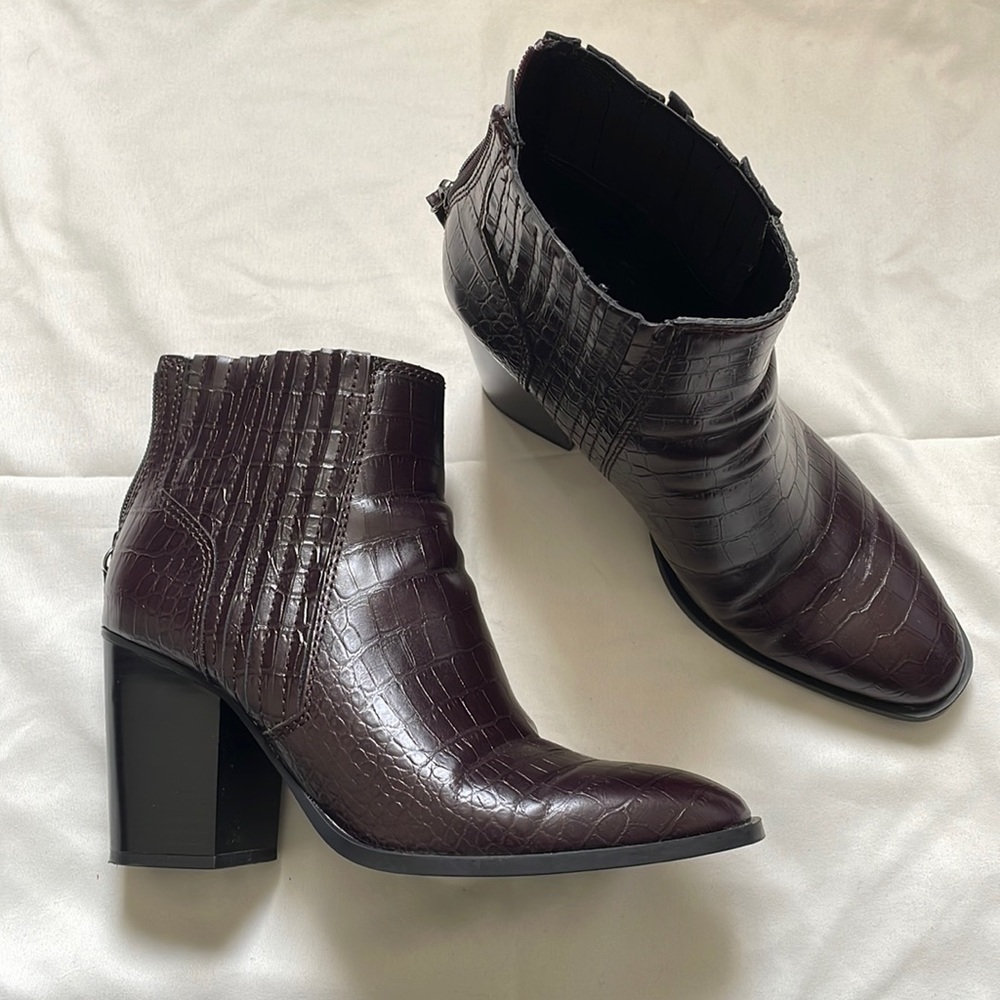 Women’s Dark Brown Croc-Embossed Leather Ankle Boots